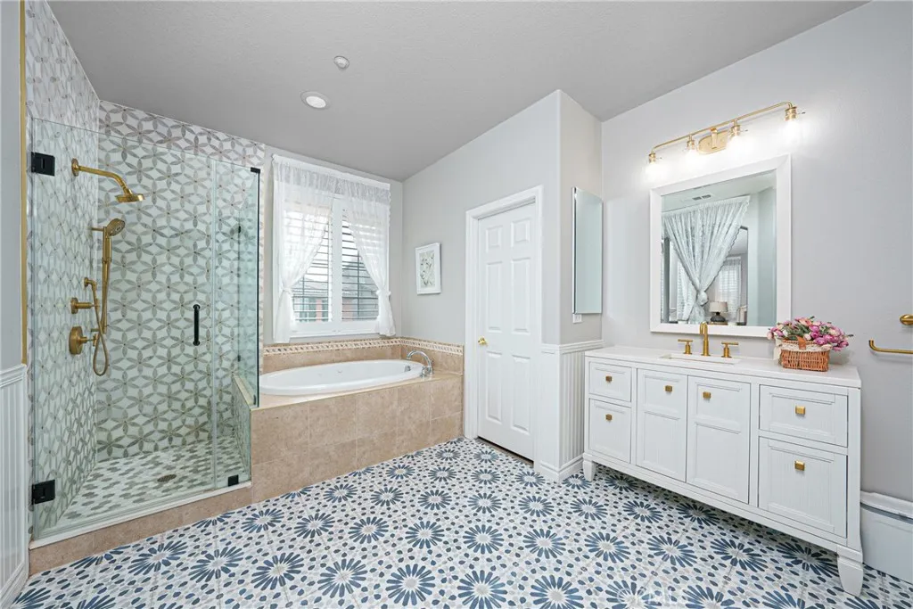 5633 Galasso Avenue, Fontana, California 92336 home-pic-18